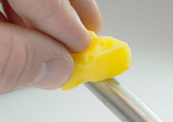Cera para Fingerboard Profesional Quesito amarillo - Imagen 3