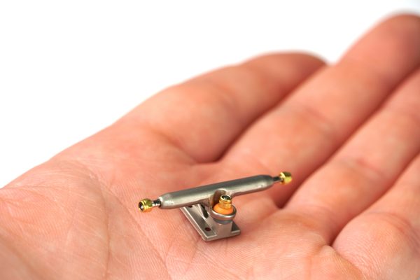Ejes trucks fingerboard profesional 36mm light - Imagen 4