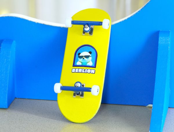 Fingerboard Berlion 2025 con materiales premium y diseño profesional.