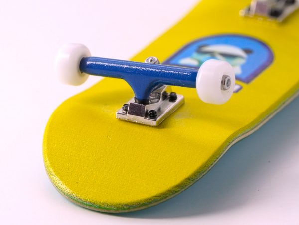 The best fingerboard in the world by Berlion, high-end finish and smooth performance.